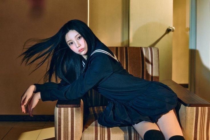 Behind-the-scenes cut of Wonhee (ILLIT)