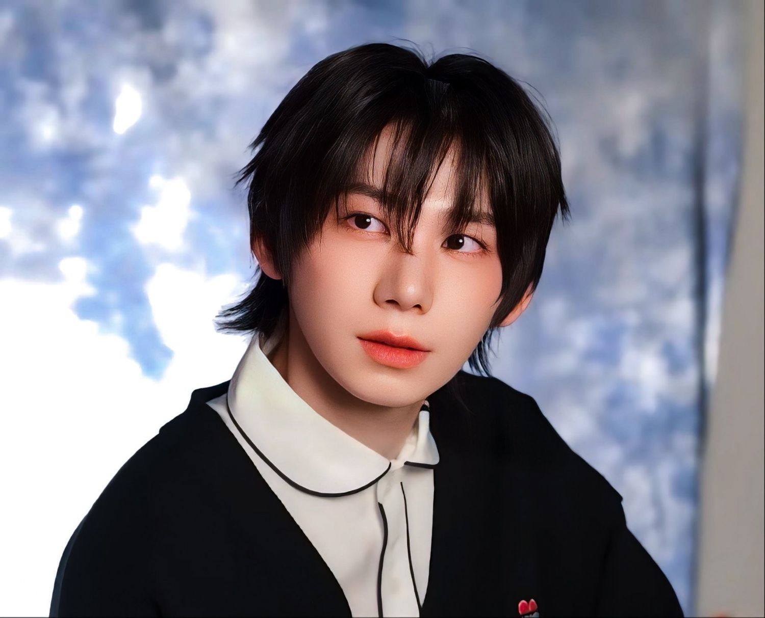 Recent activity shot of Park Han (AHOF)
