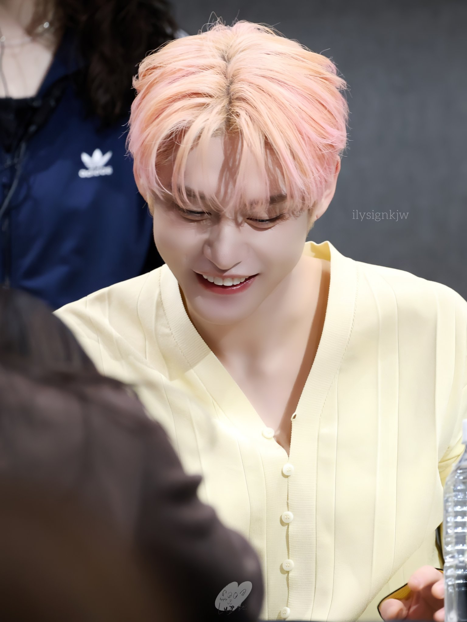 Recent activity shot of Kim Jiwoong (ZEROBASEONE)