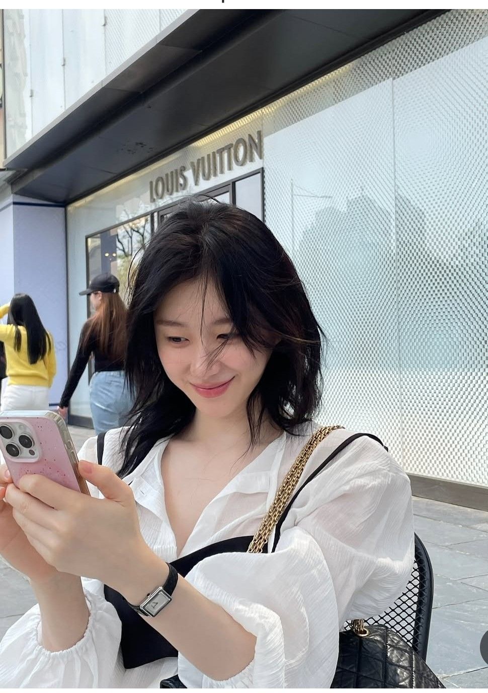 Recent activity shot of Chaeryeong (ITZY)
