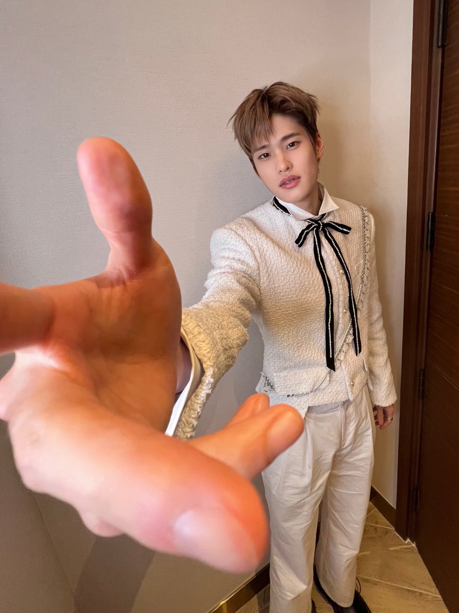 A moment captured by RIIZE's fan