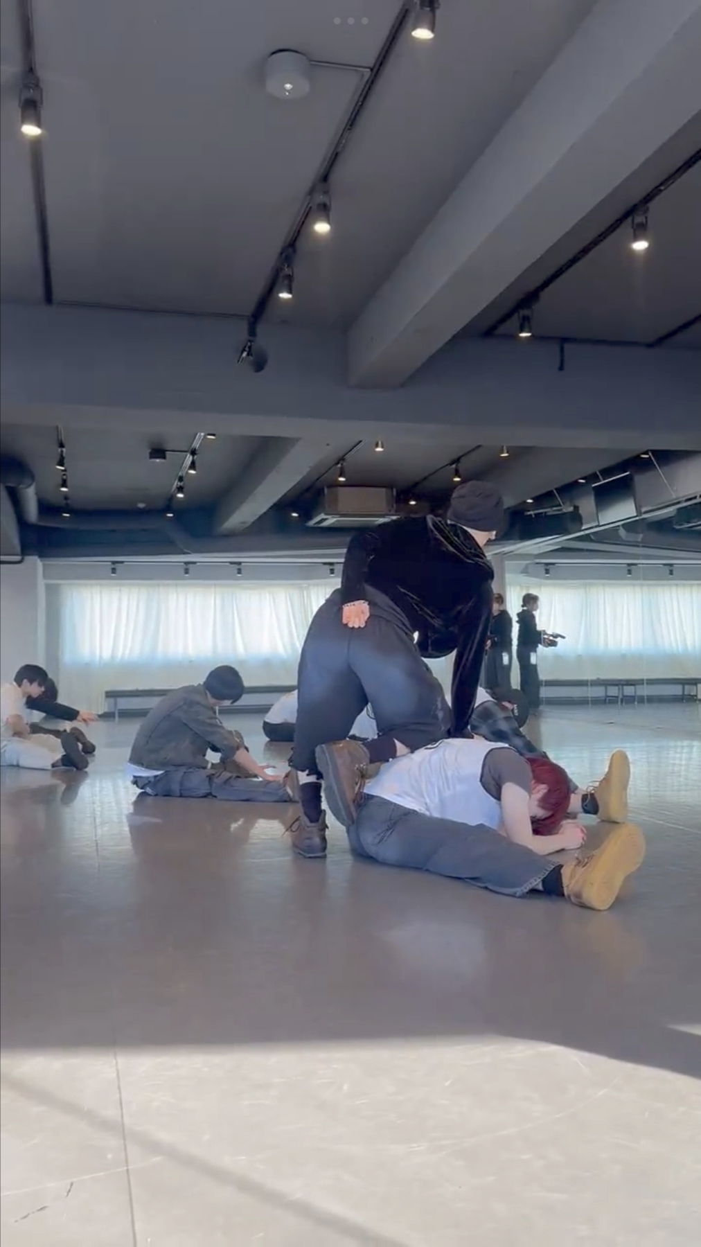 A heartfelt wallpaper shared by Yumeki's fans