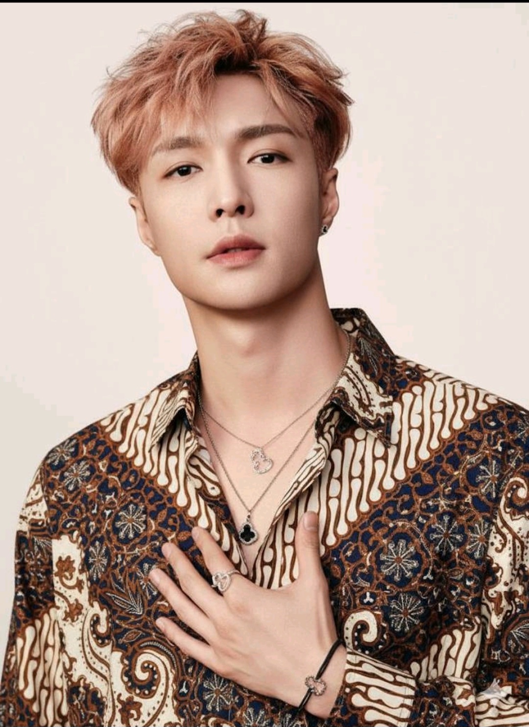 Lay (EXO)的最新照片