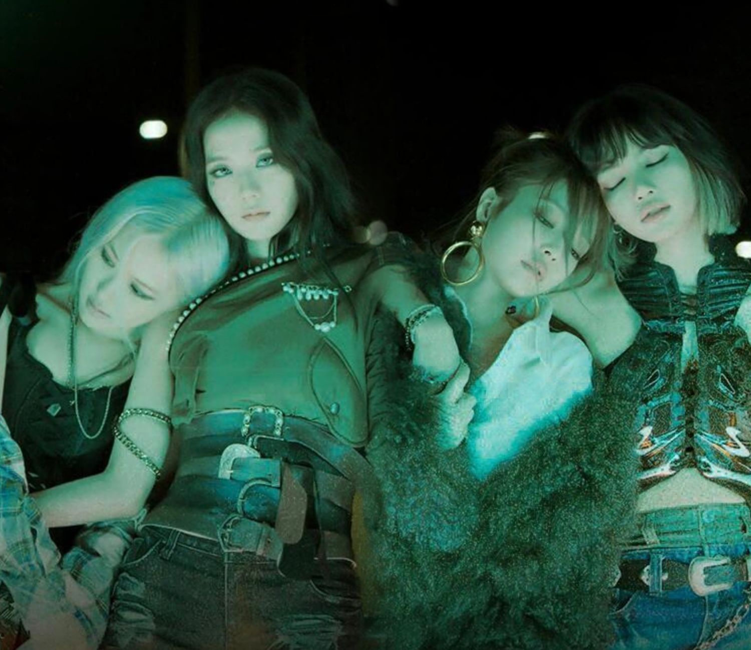 BLACKPINK의 비하인드 컷