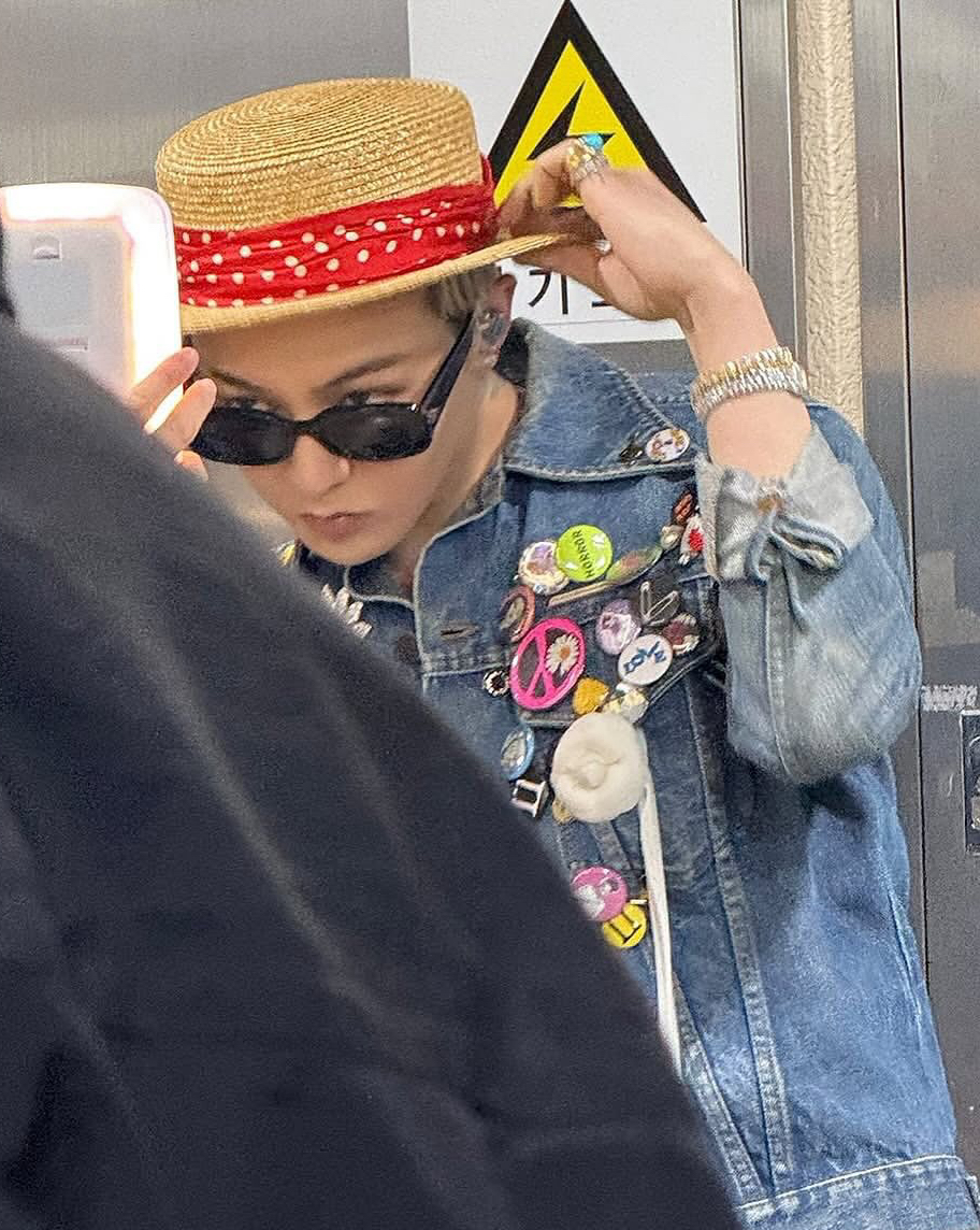 A moment captured by G-DRAGON (BIGBANG)'s fan