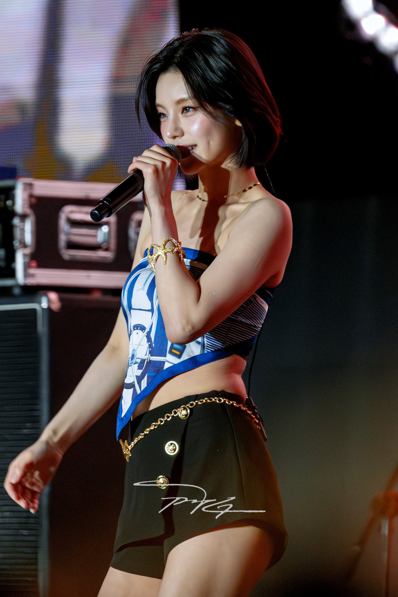 Latest photo of Yeji (ITZY)