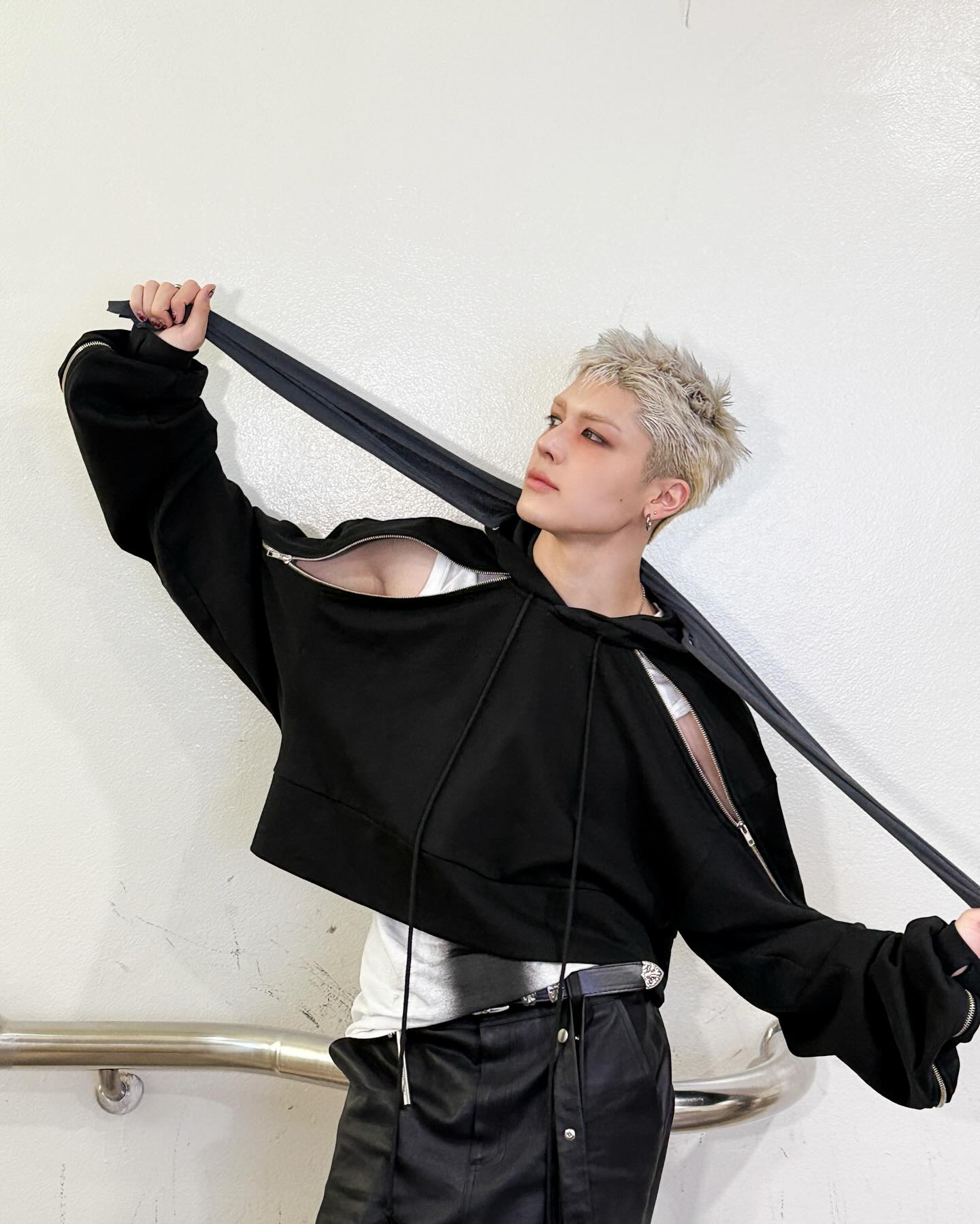 Recent activity shot of Maki (&TEAM)