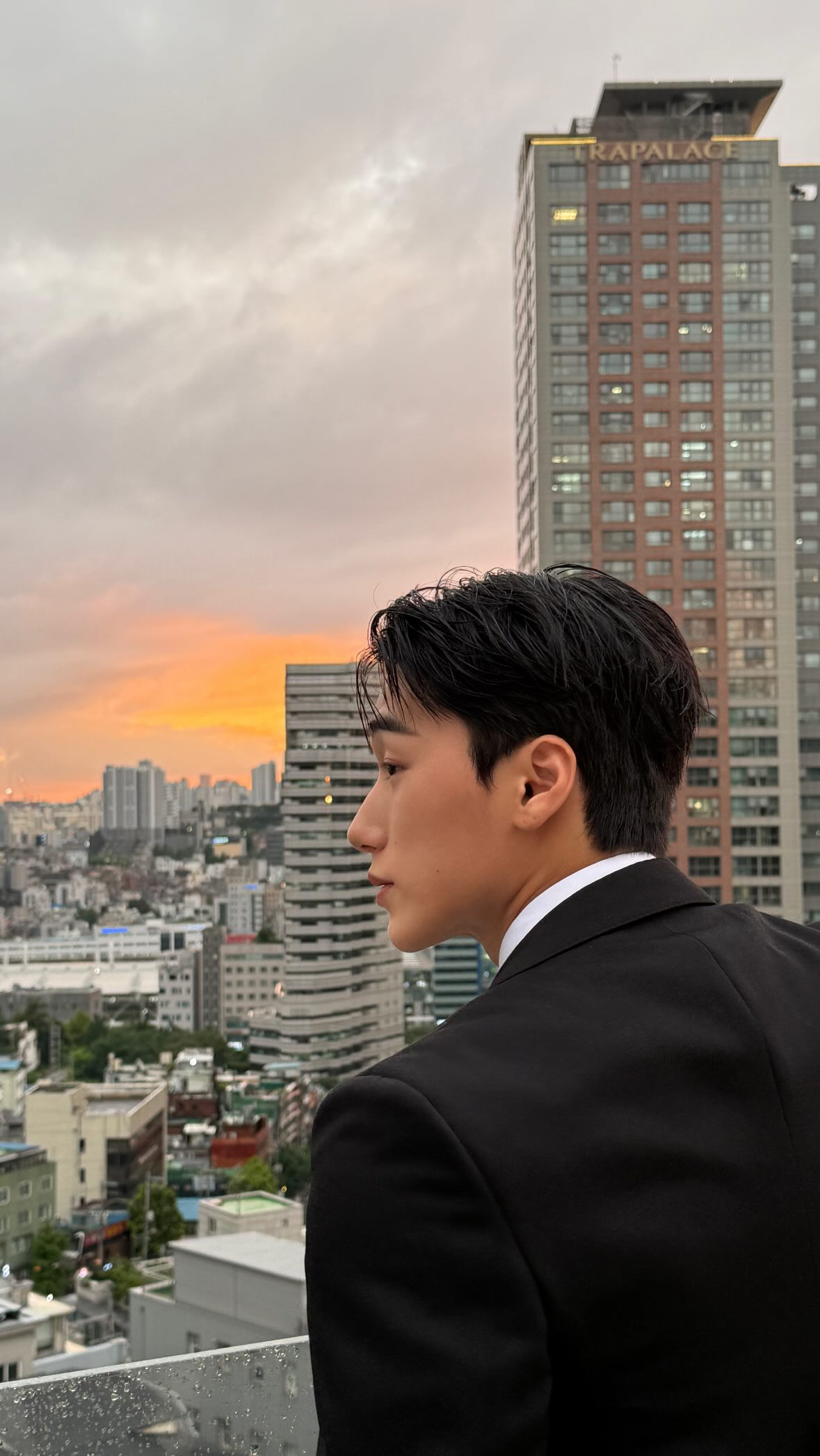 Foto terbaru San (ATEEZ)