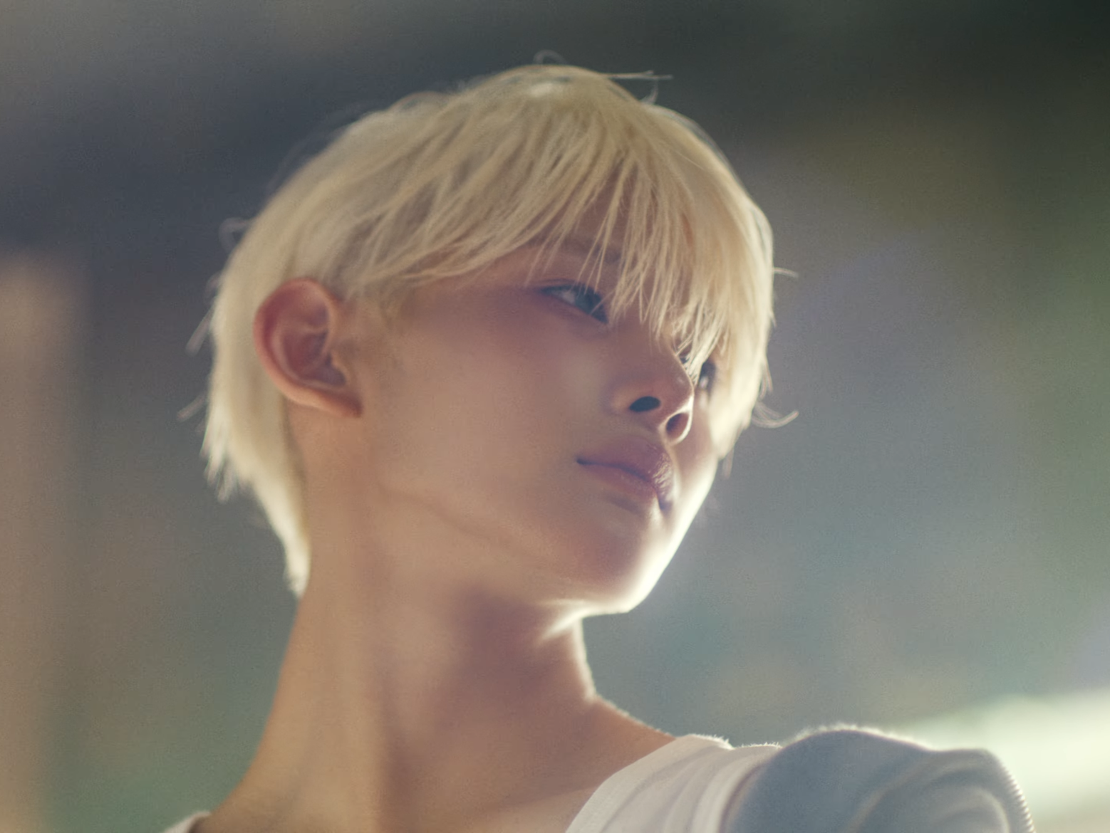 Behind-the-scenes cut of Jo (&TEAM)