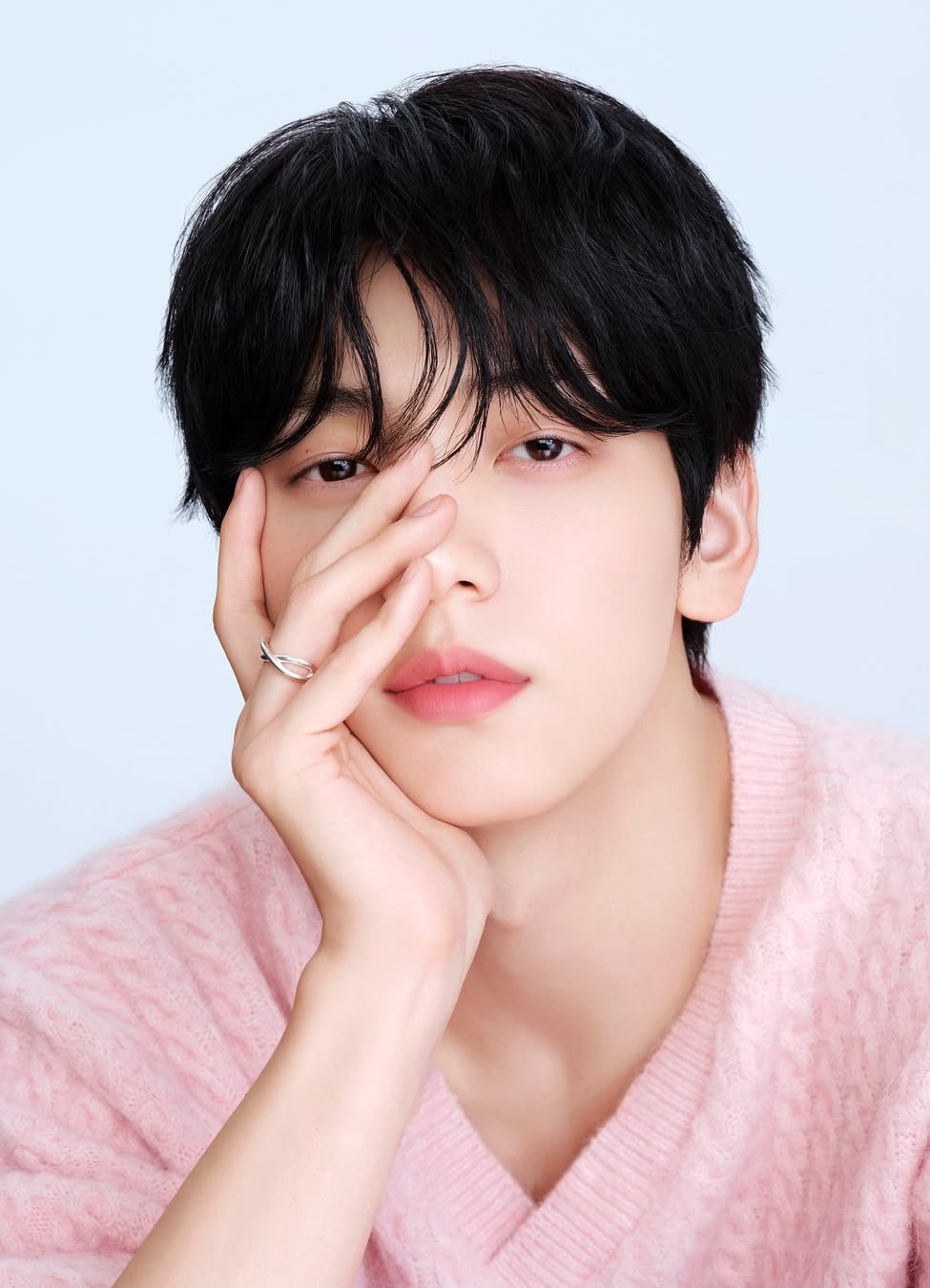 수빈 (투모로우바이투게더) 최근 활동샷