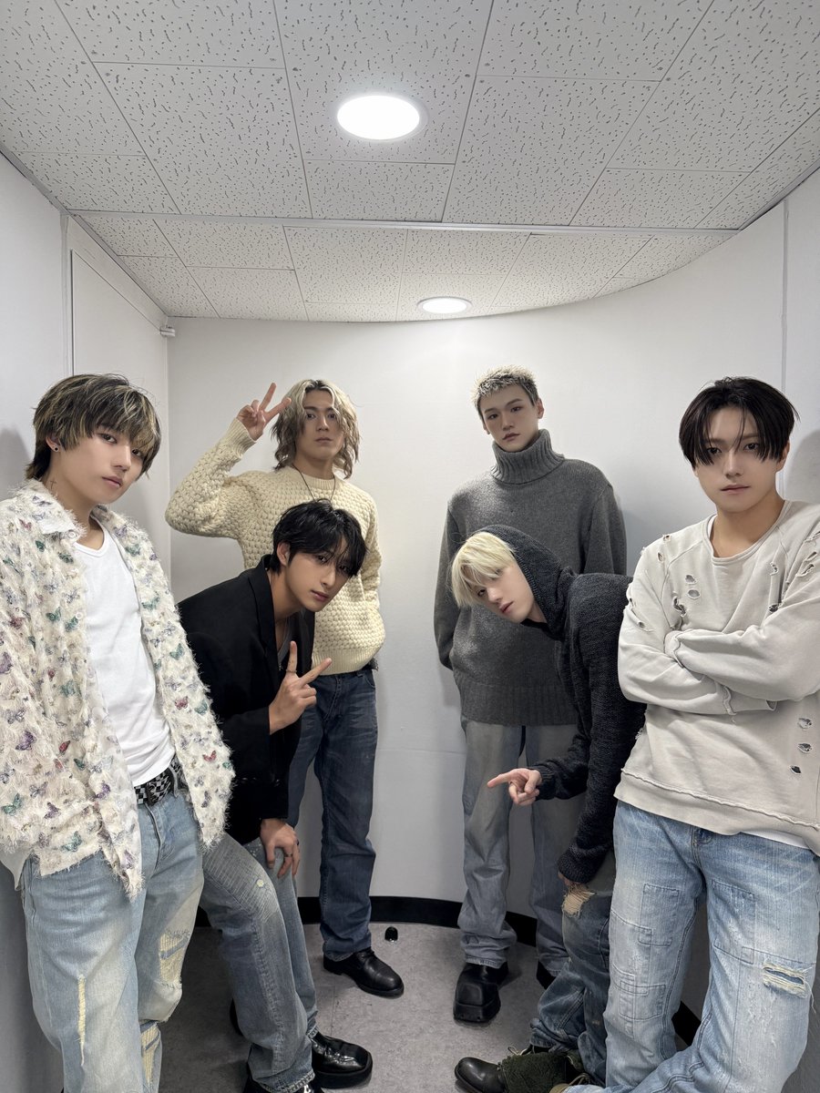 저스트비의 비하인드 컷