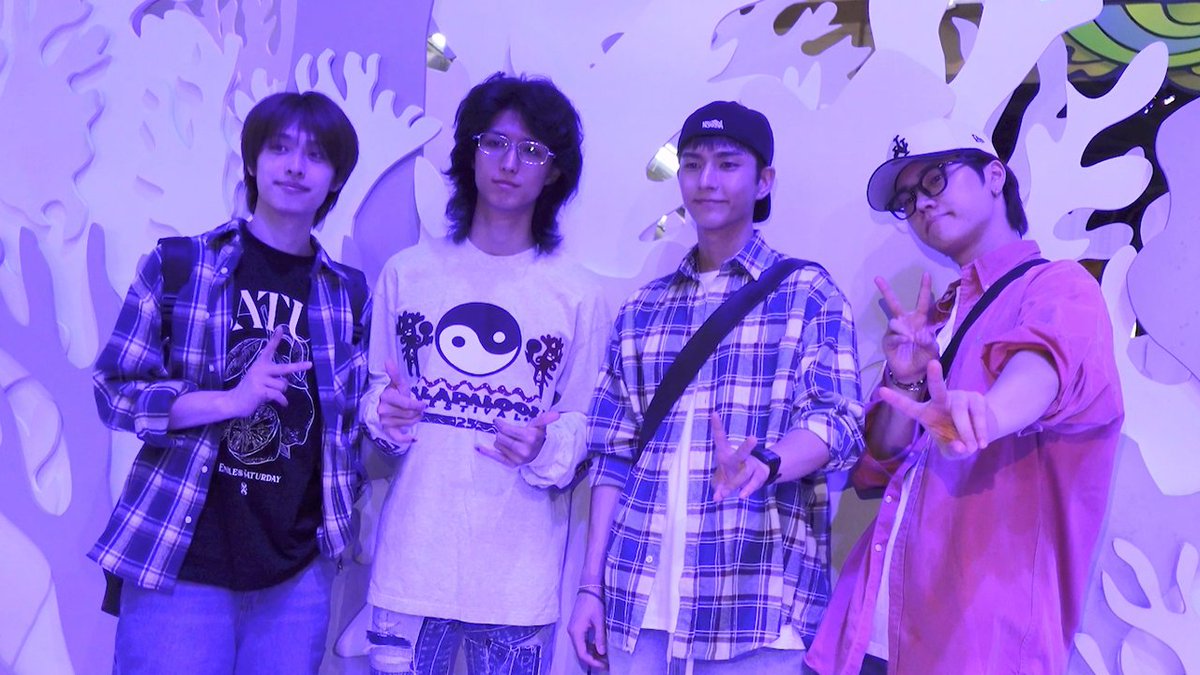 Recent activity shot of Xdinary Heroes