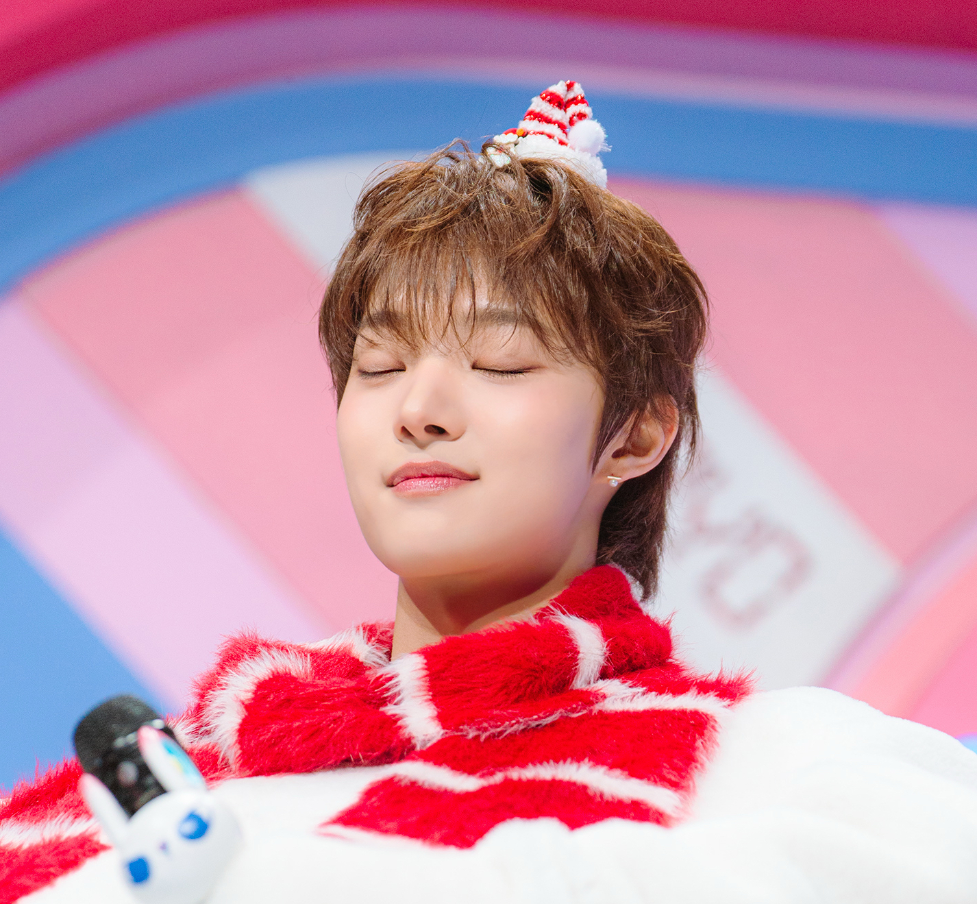 A moment captured by EJ (&TEAM)'s fan