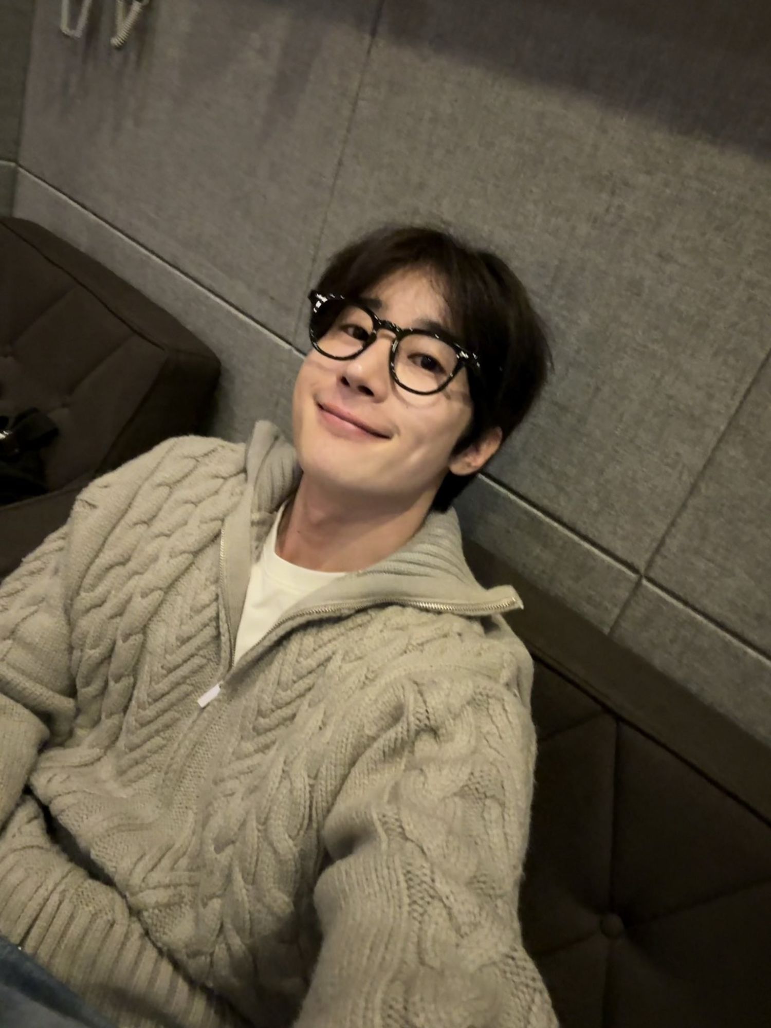 Recent activity shot of Han Seungwoo