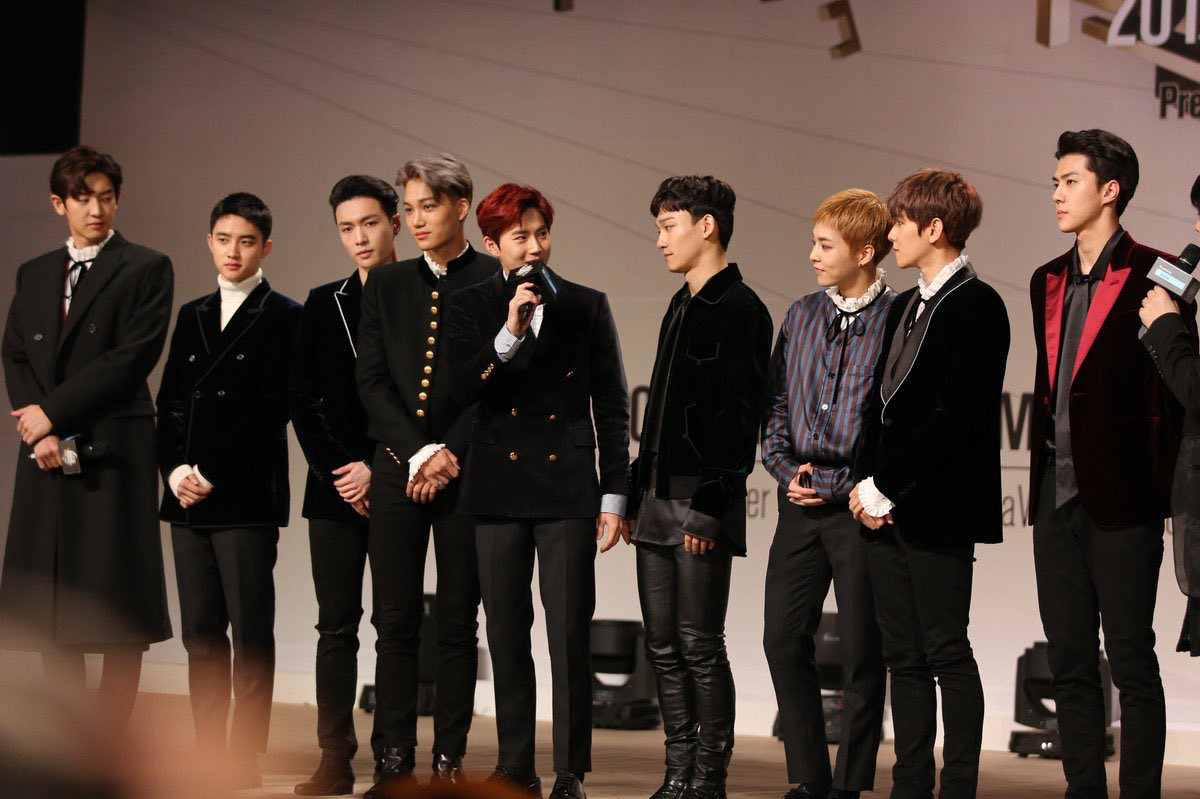A moment captured by EXO's fan