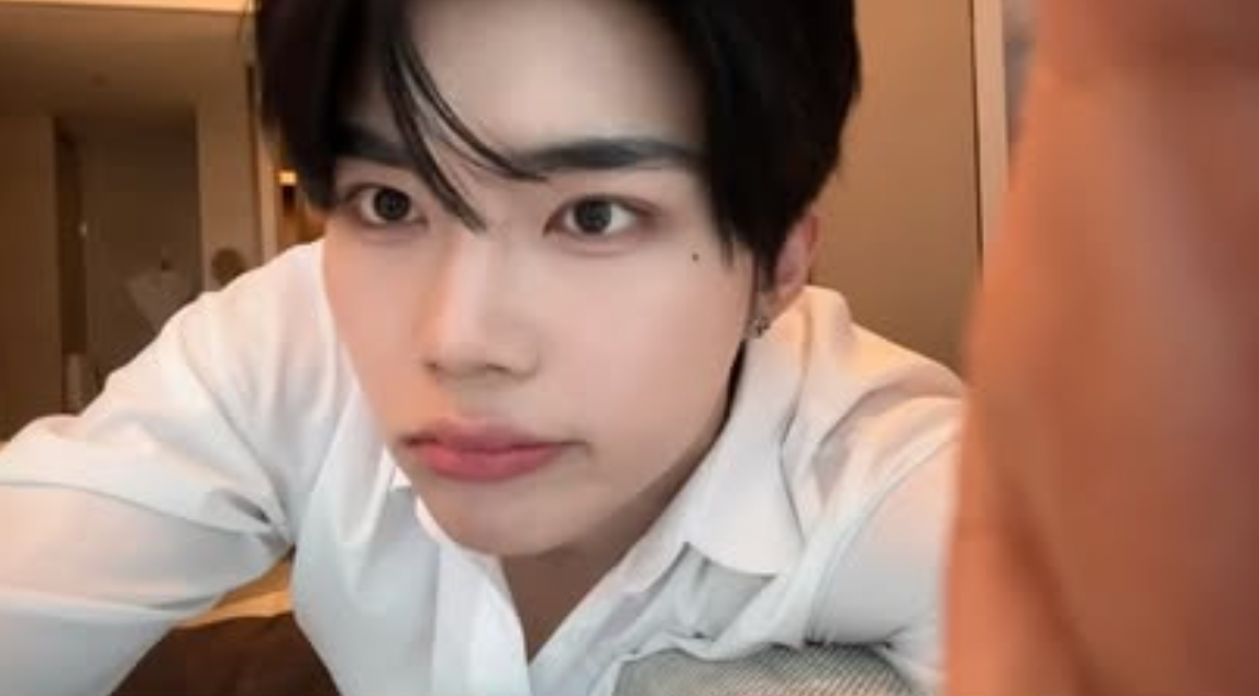 Recent activity shot of Park Gunwook (ZEROBASEONE)