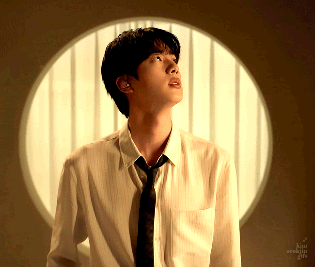 Foto aktivitas terbaru Jin (BTS)
