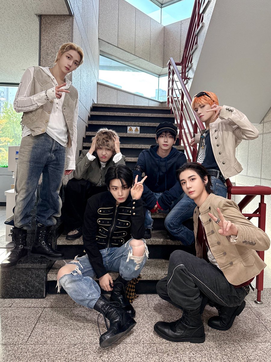 Behind-the-scenes cut of BOYNEXTDOOR