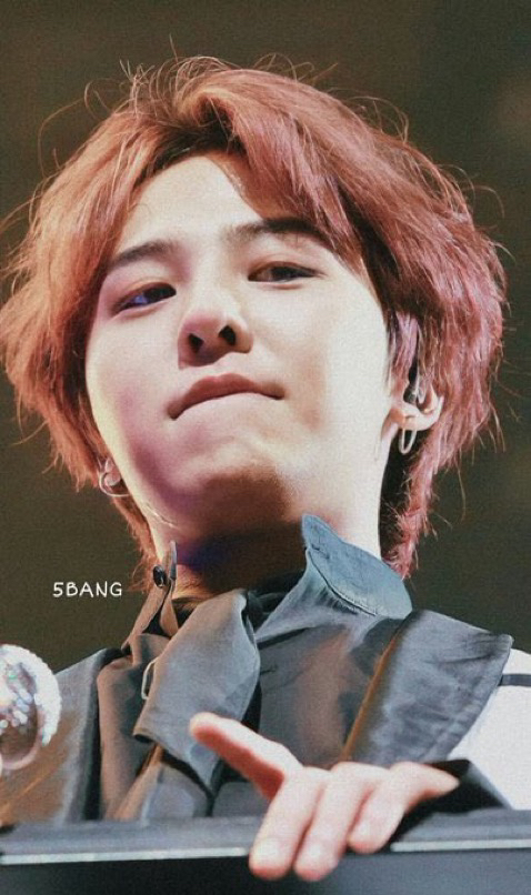 Recent activity shot of G-DRAGON (BIGBANG)