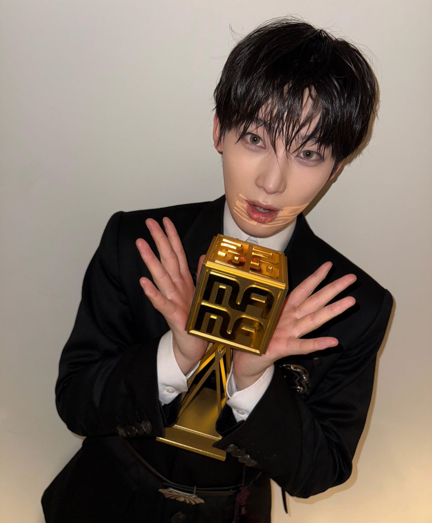 선우 (ENHYPEN)의 비하인드 컷