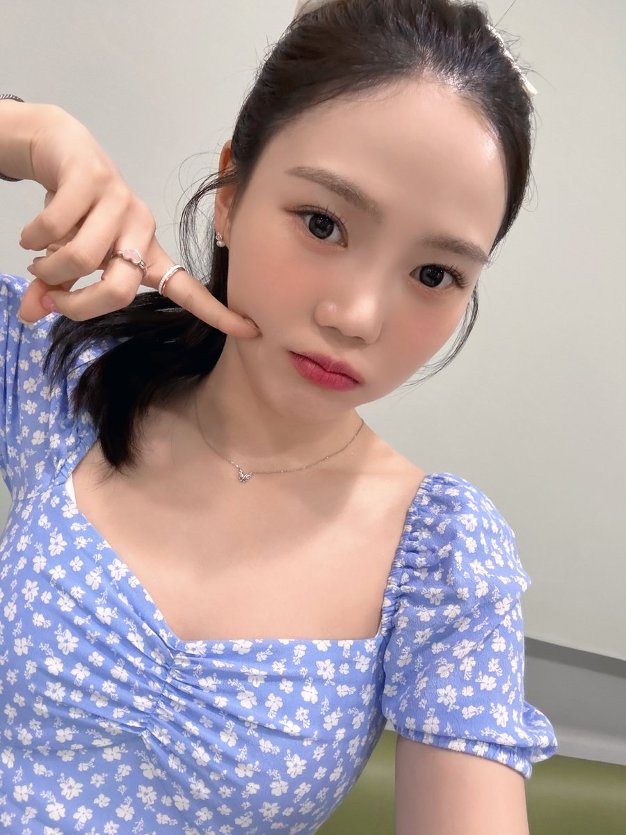 Recent activity shot of OH MY GIRL