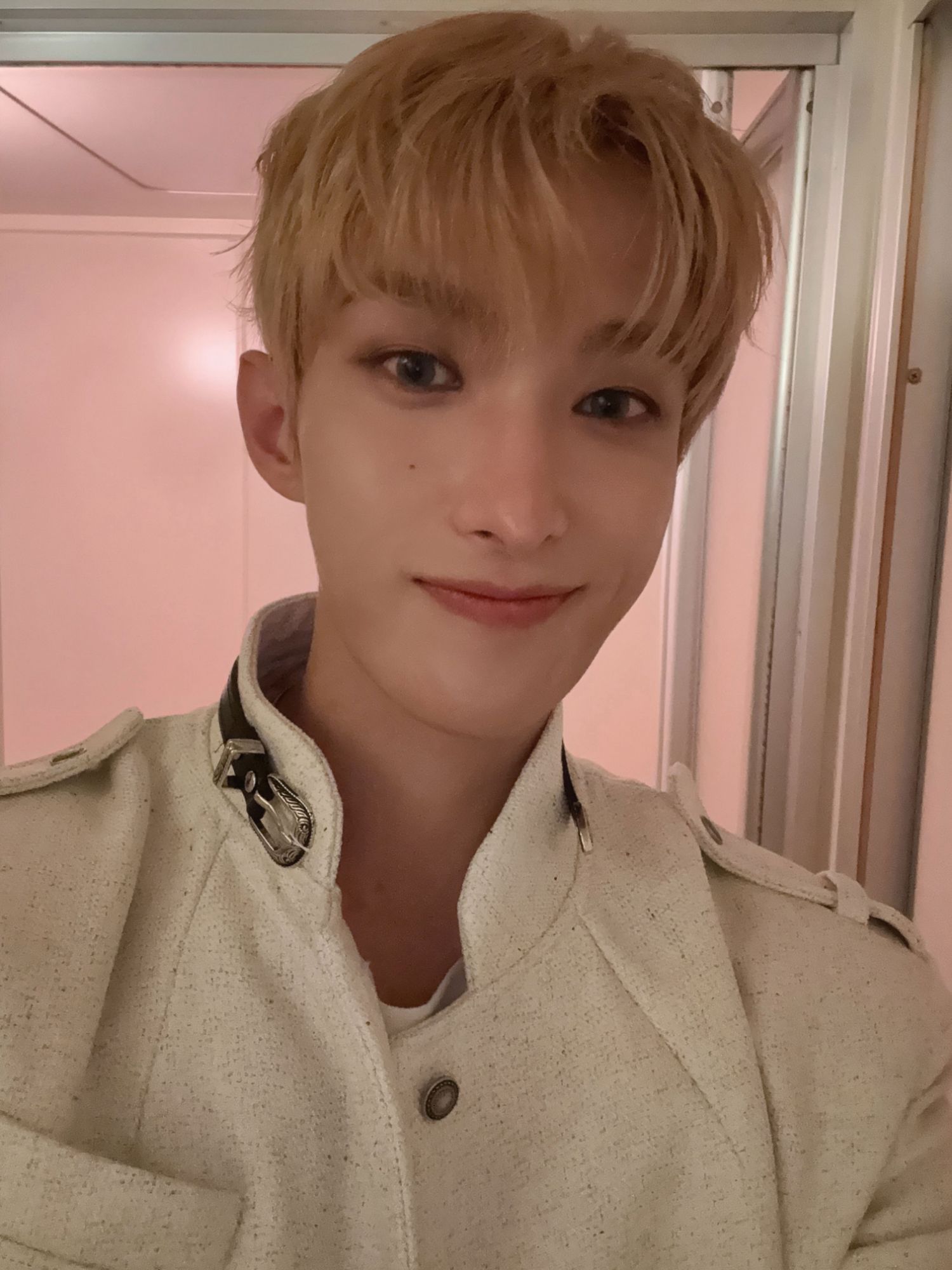 Behind-the-scenes cut of DK (SEVENTEEN)