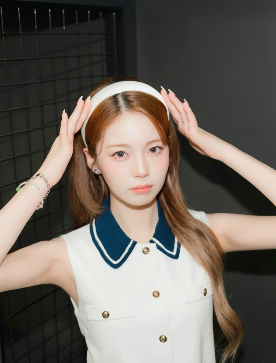 Latest photo of Ayaka (NiziU)