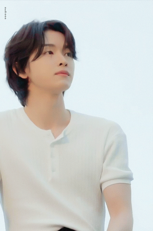 Behind-the-scenes cut of Sungchan (RIIZE)