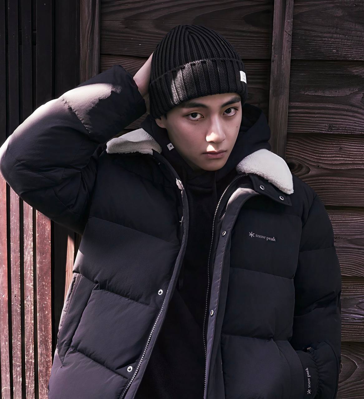 뷔 (방탄소년단) 최근 활동샷