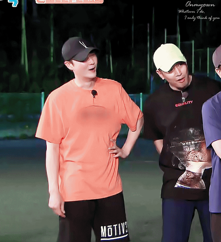 Behind-the-scenes cut of SHINHWA