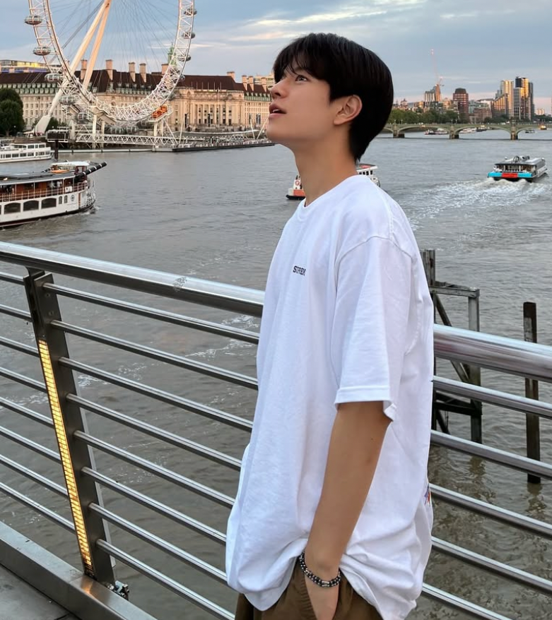 Behind-the-scenes cut of Seungmin (Stray Kids)