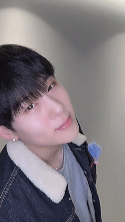 Trending idol content in the community