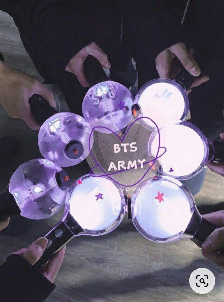 秘密の部屋の最近の活動写真