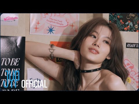 Foto aktivitas terbaru Sana (TWICE)