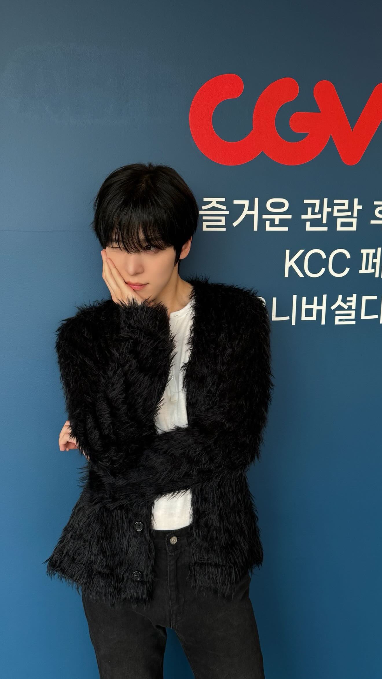Behind-the-scenes cut of Yunho (ATEEZ)