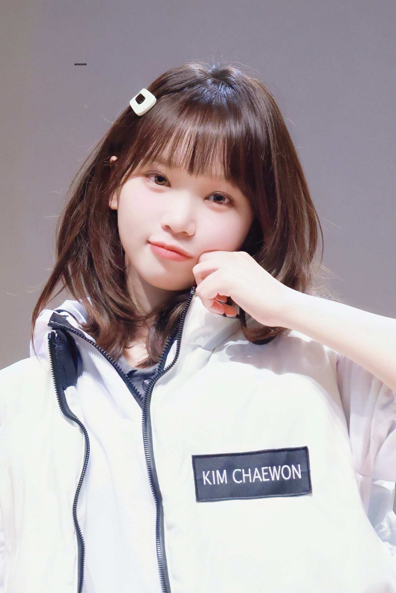 Behind-the-scenes cut of Kim Chaewon (LE SSERAFIM)