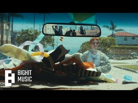 A moment captured by CORTIS's fan