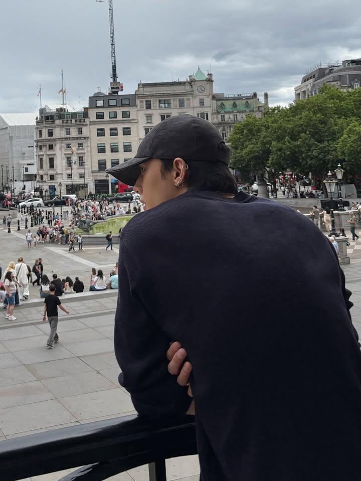 A moment captured by Hyunjin (Stray Kids)'s fan
