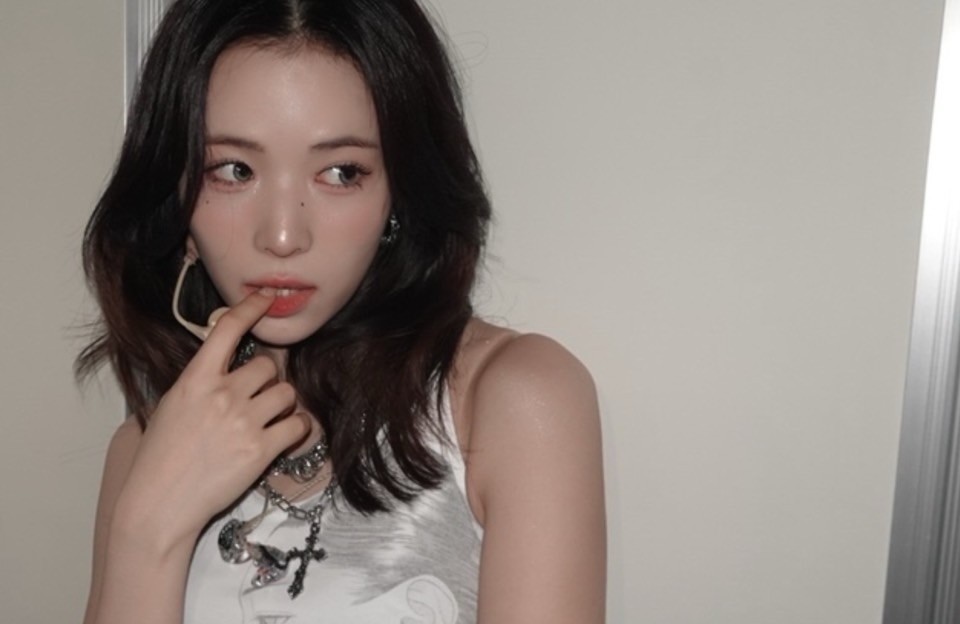 Latest photo of Maya (NiziU)