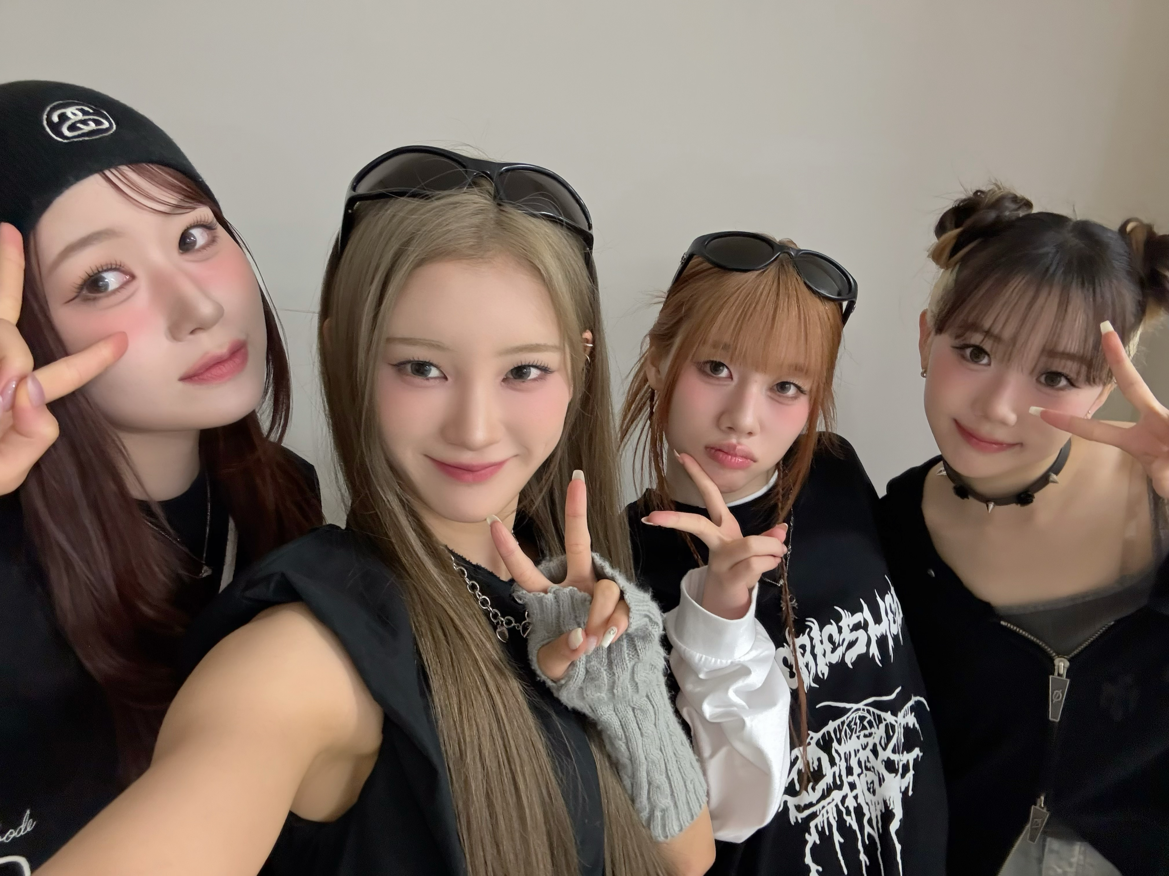 Behind-the-scenes cut of Kasahara Momona (ME:I)