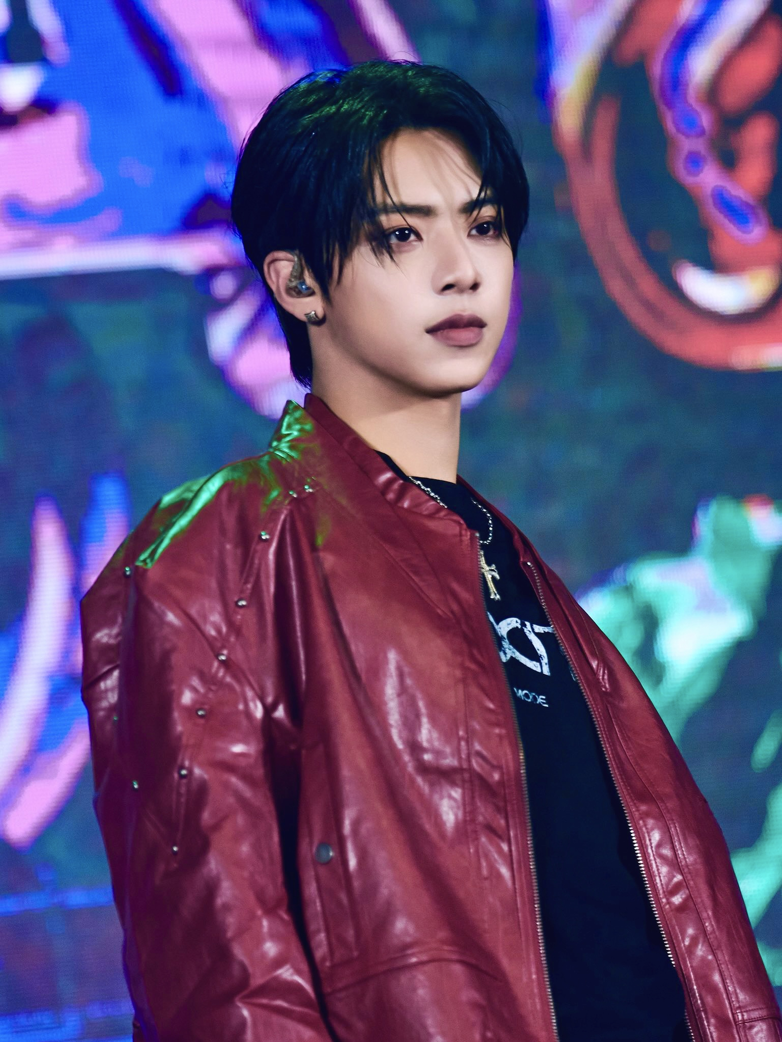 Latest photo of Chiwon (SEVENTOEIGHT)