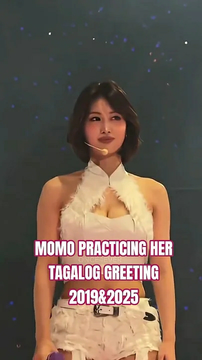 Potret di balik layar Momo (TWICE)