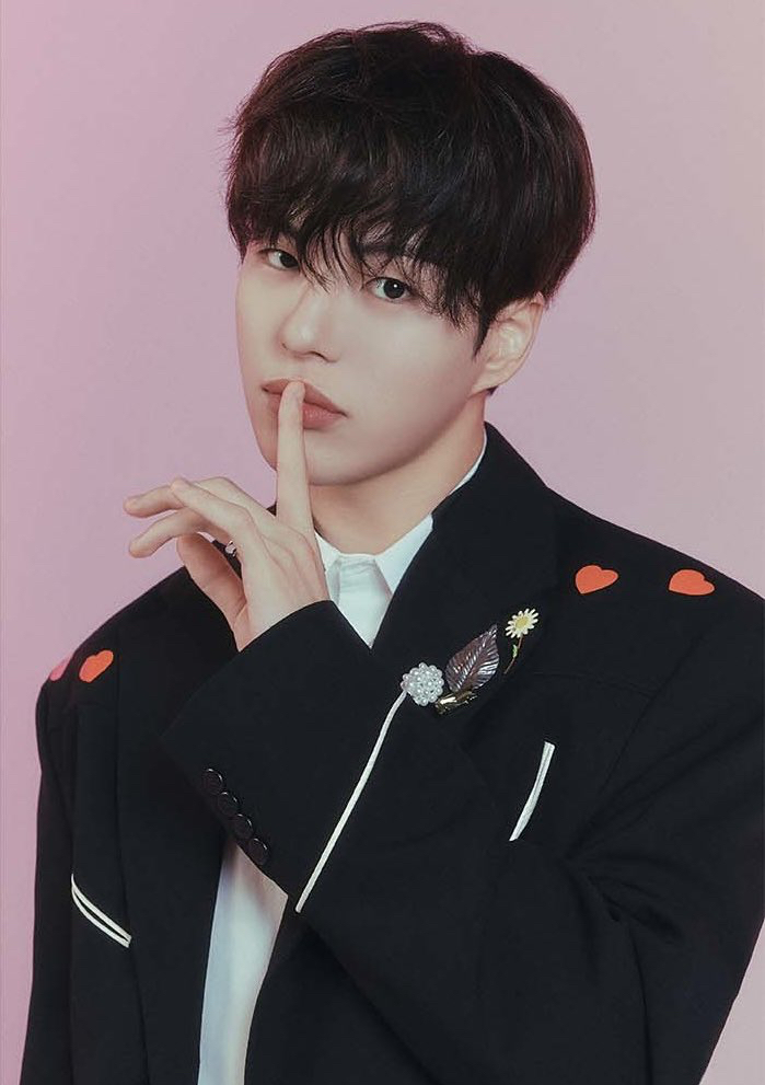 Behind-the-scenes cut of Yoon Jaehyuk (TREASURE)