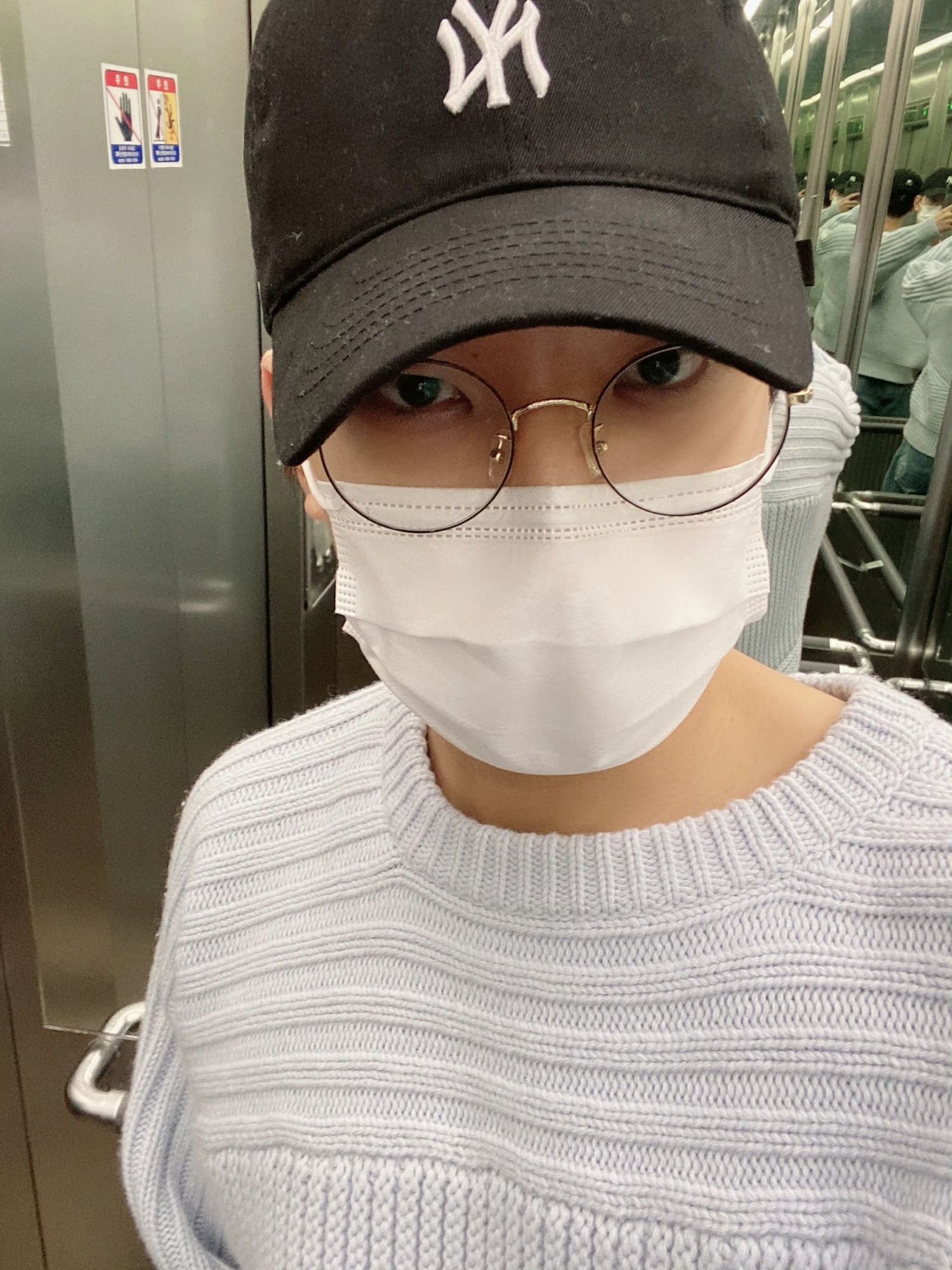 Behind-the-scenes cut of Wonwoo (SEVENTEEN)