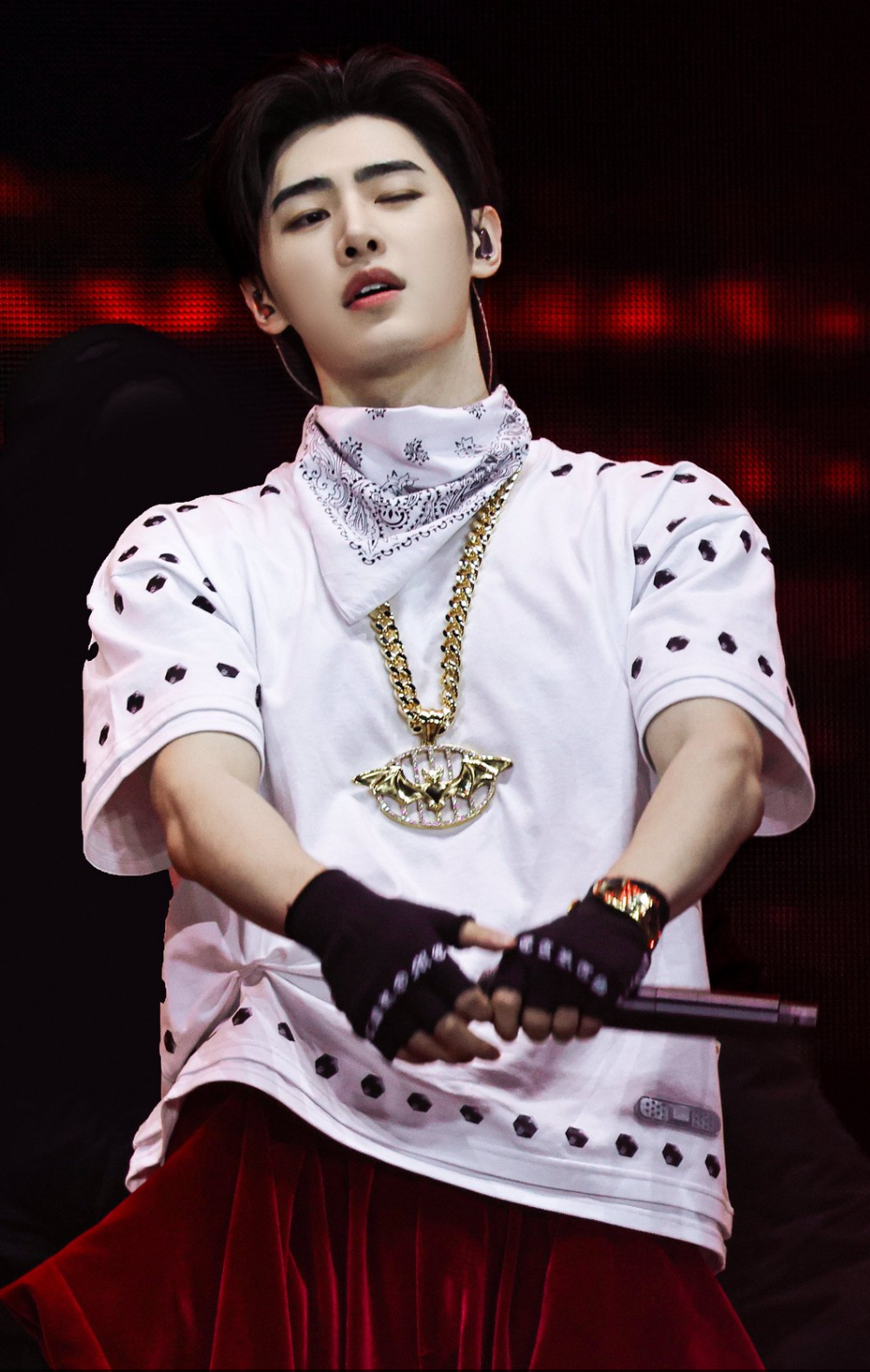 Latest photo of Sunghoon (ENHYPEN)