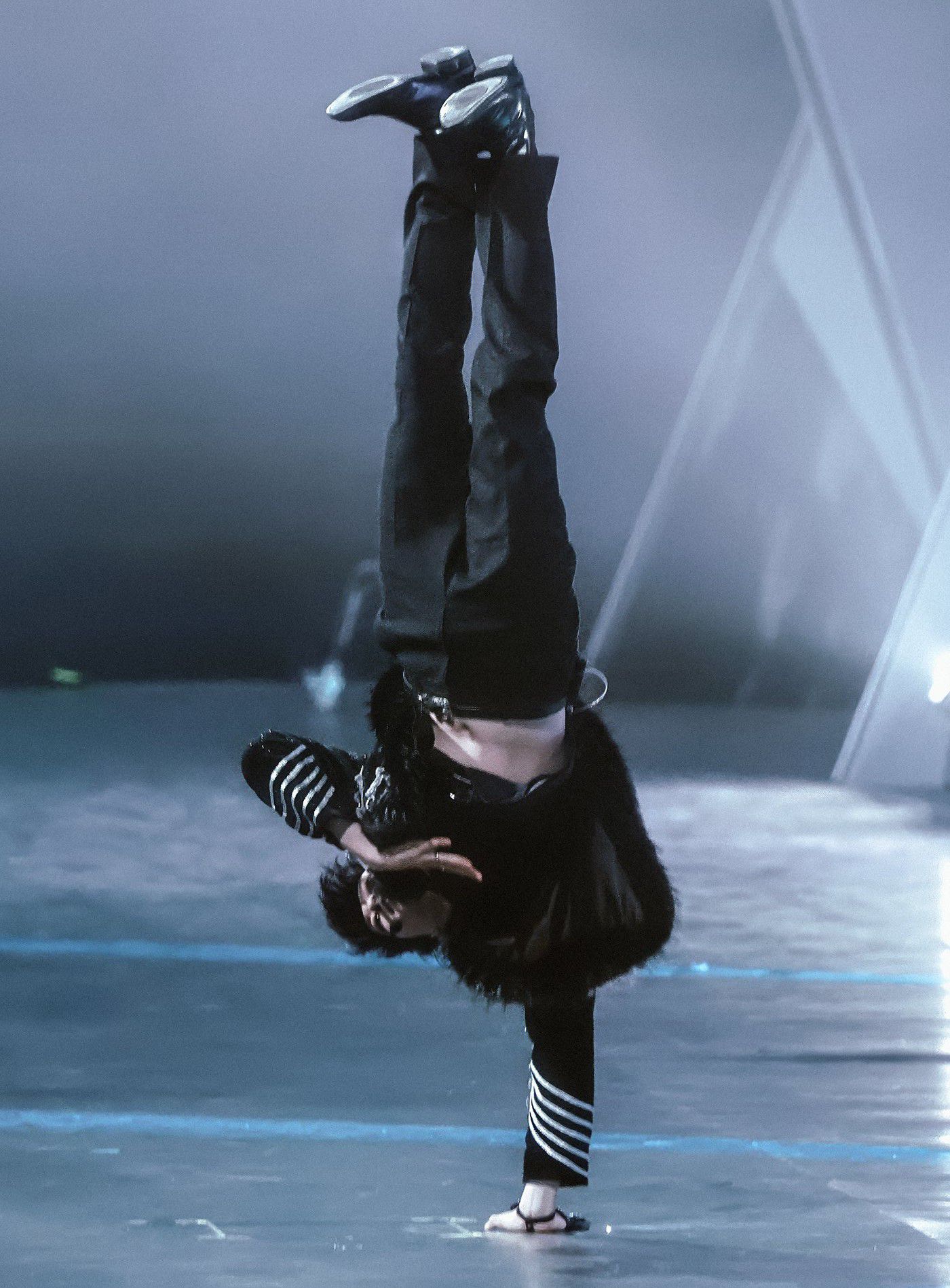 A moment captured by Eunhyuk (Super Junior)'s fan