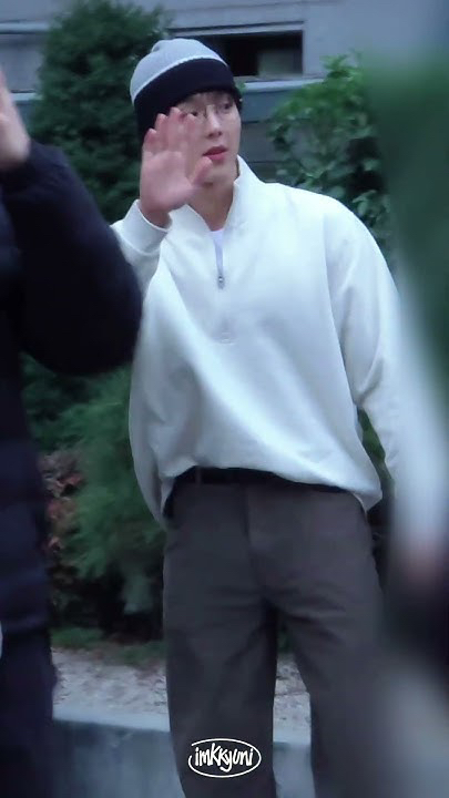 Fan-made special wallpaper for Shownu (MONSTA X)