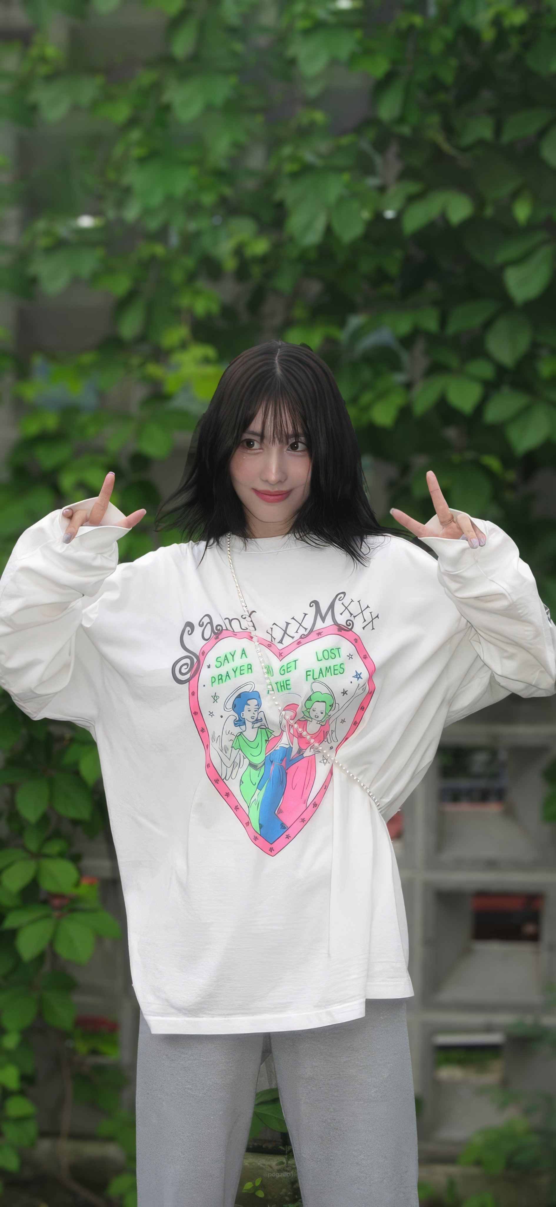 Wallpaper spesial buatan penggemar Momo (TWICE)