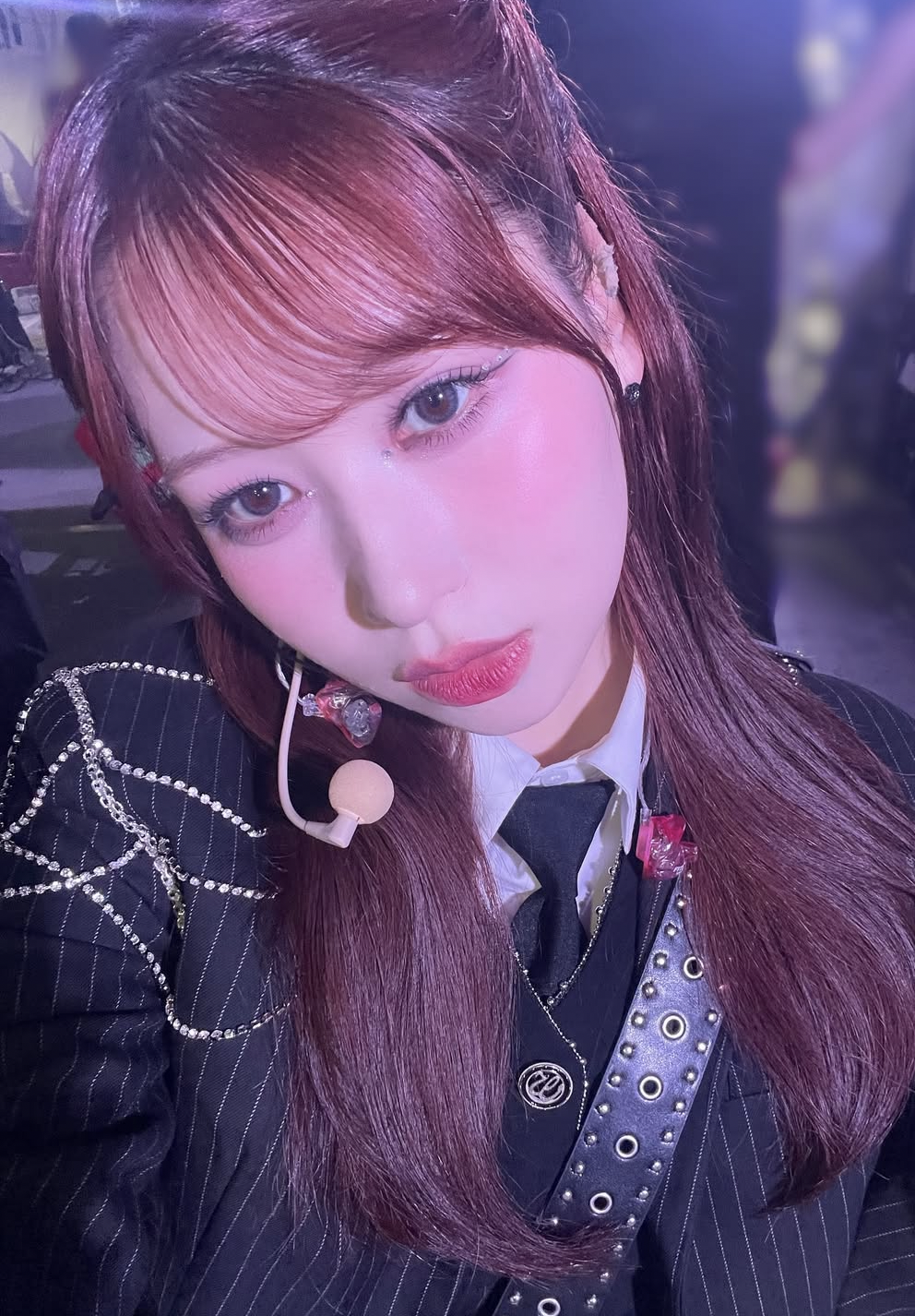 Behind-the-scenes cut of Kasahara Momona (ME:I)