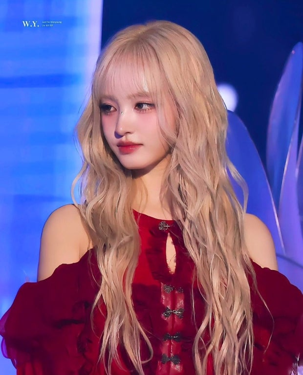 Recent activity shot of LIZ (IVE)